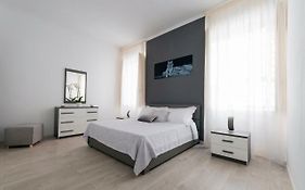 Spanish Steps 3 Bedrooms Cozy,Elegant&central